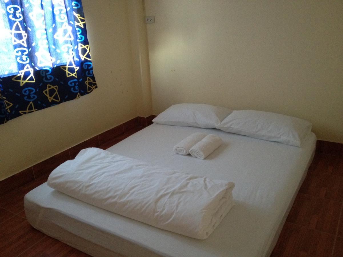 Bankaikow Hostel Kanchanaburi Exterior photo